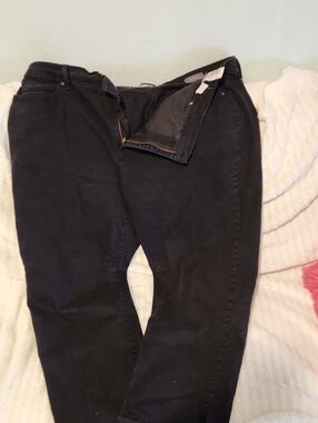 Gloria Vanderbilt Black Straight Leg Women's Jeans